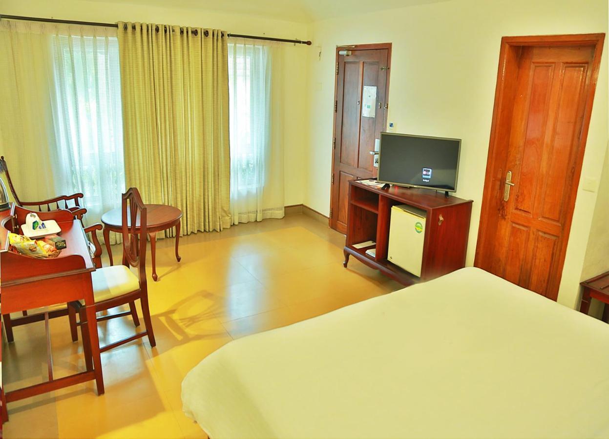 Estuary Sarovar Premiere Poovar Island Kültér fotó